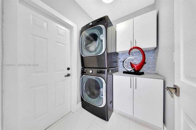 3002 SW 147th Ct, Miami, FL 33185