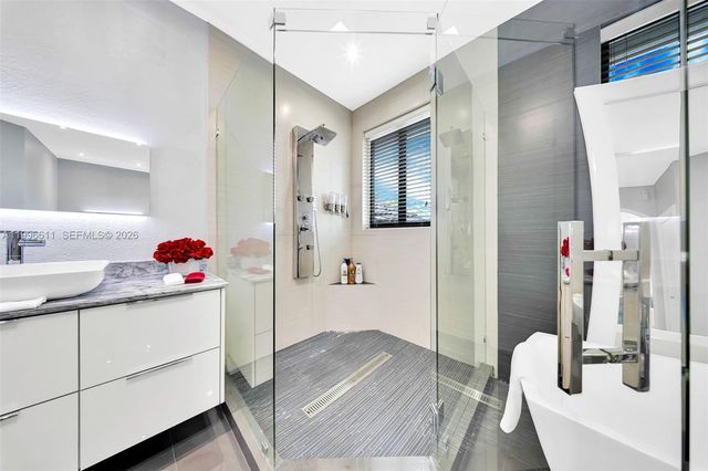 3002 SW 147th Ct, Miami, FL 33185