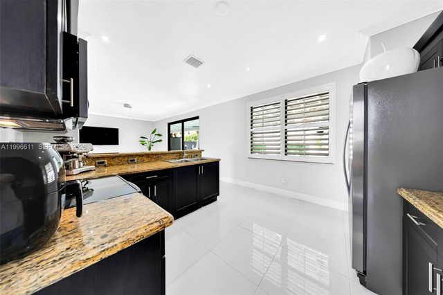 3002 SW 147th Ct, Miami, FL 33185