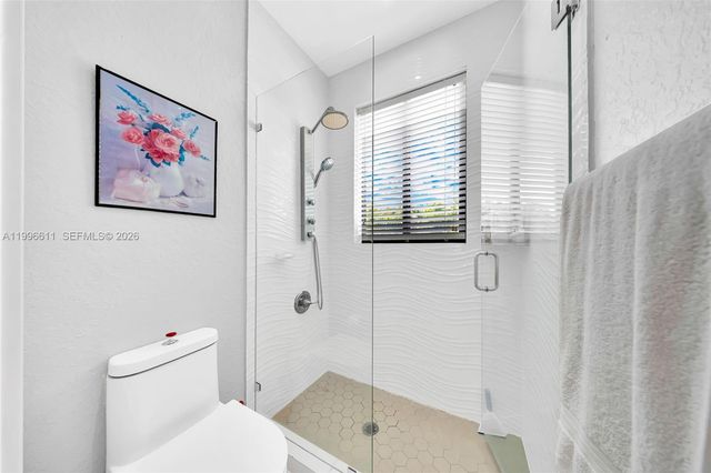 3002 SW 147th Ct, Miami, FL 33185