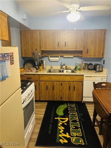 1616 Ridgewick Drive, Wickliffe, OH 44092