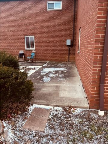 1616 Ridgewick Drive, Wickliffe, OH 44092