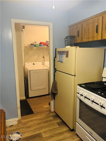 1616 Ridgewick Drive, Wickliffe, OH 44092