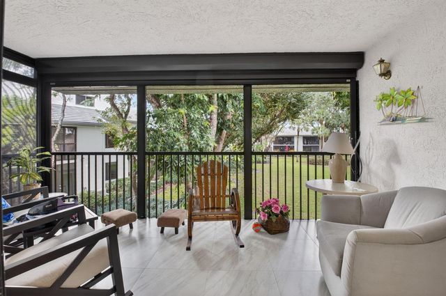 7563 Glendevon Lane 1306, Delray Beach, FL 33446