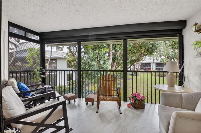 7563 Glendevon Lane 1306, Delray Beach, FL 33446