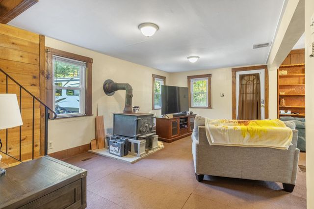 22 Dick Dame Lane, Farmington, NH 03835
