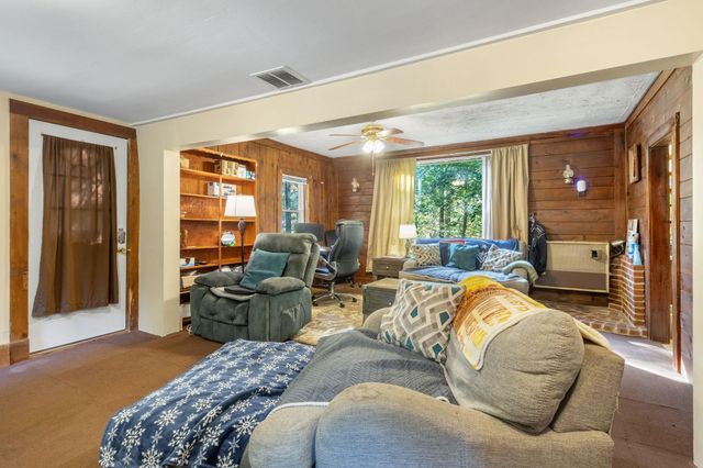 22 Dick Dame Lane, Farmington, NH 03835