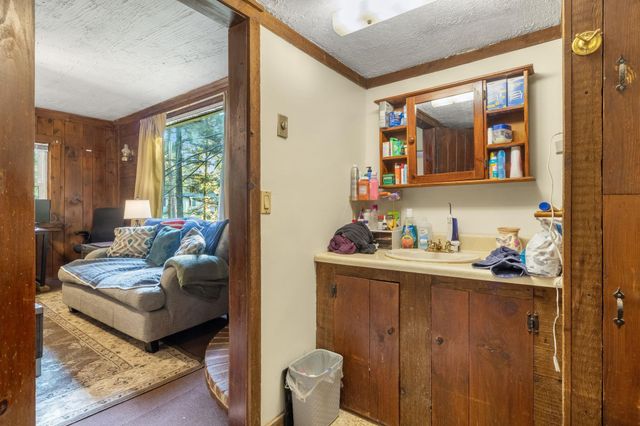 22 Dick Dame Lane, Farmington, NH 03835