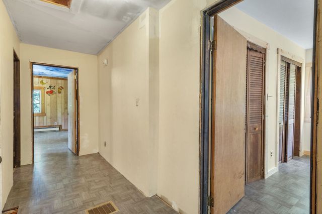 22 Dick Dame Lane, Farmington, NH 03835