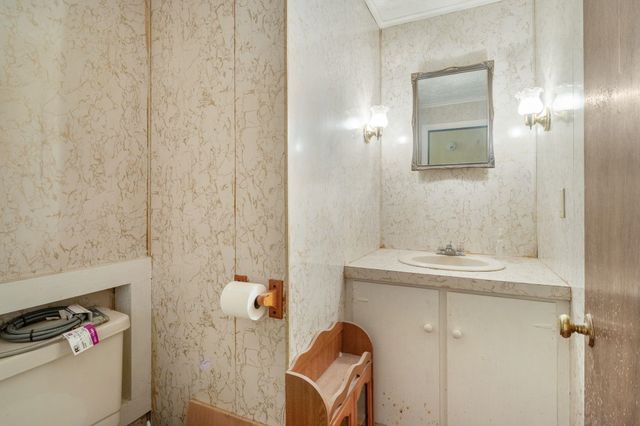 22 Dick Dame Lane, Farmington, NH 03835
