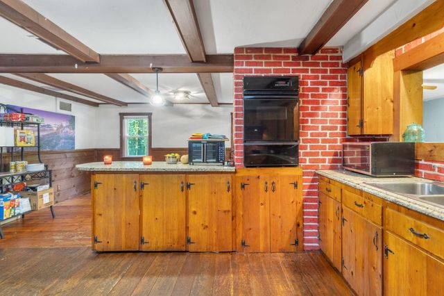 22 Dick Dame Lane, Farmington, NH 03835