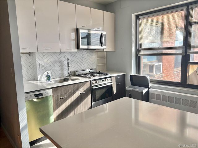 99-05 63rd Dr 11R, Rego Park, NY 11374
