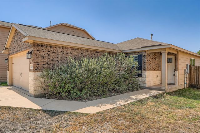 208 Isabel LN, Kyle, TX 78640