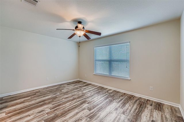 208 Isabel LN, Kyle, TX 78640