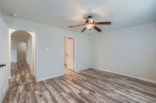 208 Isabel LN, Kyle, TX 78640