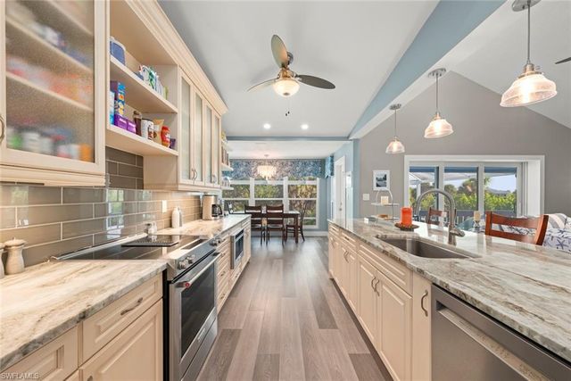 4460 Waters Edge LN, Sanibel, FL 33957