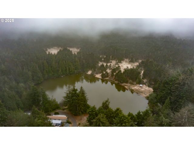 5661 Buck Lake Rd, Florence, OR 97439