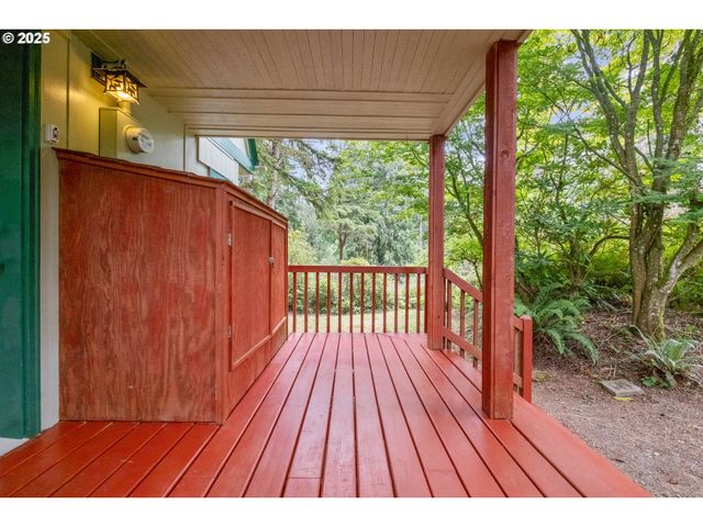 5661 Buck Lake Rd, Florence, OR 97439