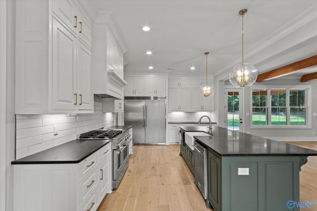 20933 Jeremiah Lane, Athens, AL 35611