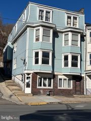 137-139 CENTER ST #APT. 1, Ashland, PA 17921
