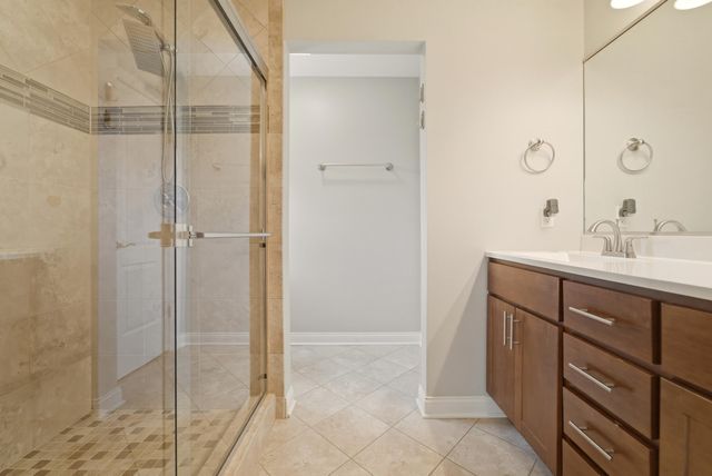 862 Veterans Lane, Crown Point, IN 46307