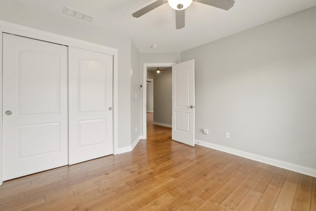 862 Veterans Lane, Crown Point, IN 46307