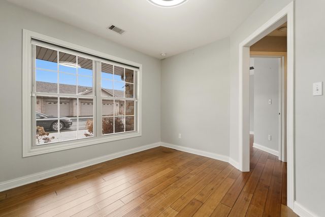 862 Veterans Lane, Crown Point, IN 46307