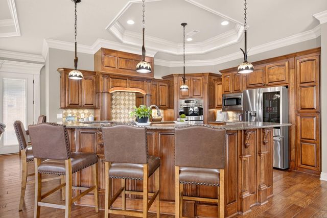 1523 Cypress Point Street, Cabot, AR 72023