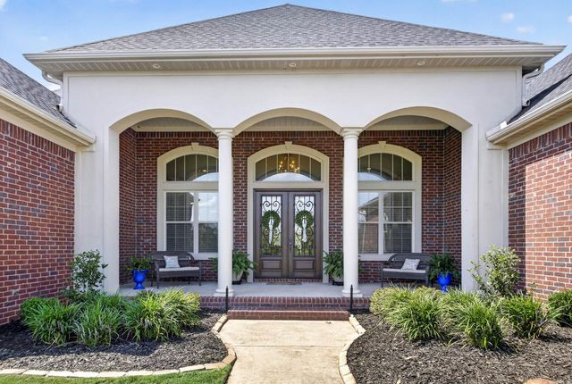 1523 Cypress Point Street, Cabot, AR 72023