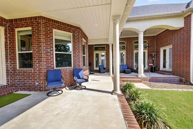 1523 Cypress Point Street, Cabot, AR 72023
