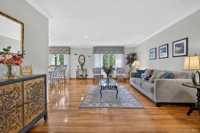 24 Peerless Drive, Oyster Bay, NY 11771