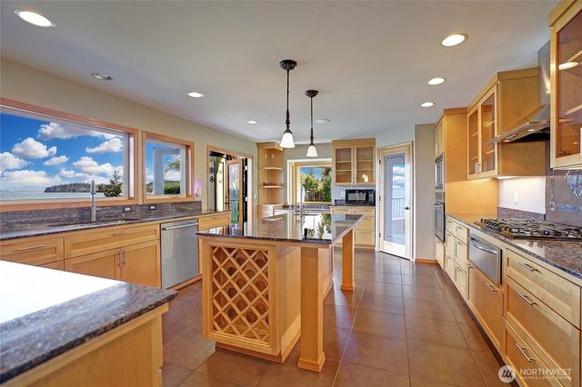 144 Loon Asea Lane, Camano Island, WA 98282