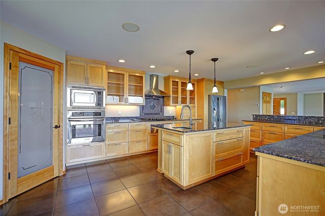 144 Loon Asea Lane, Camano Island, WA 98282