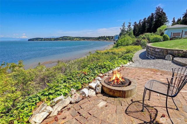 144 Loon Asea Lane, Camano Island, WA 98282