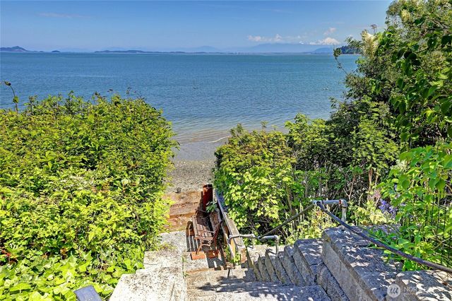 144 Loon Asea Lane, Camano Island, WA 98282