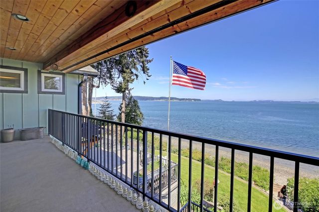 144 Loon Asea Lane, Camano Island, WA 98282