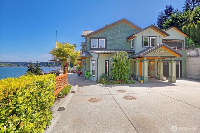 144 Loon Asea Lane, Camano Island, WA 98282