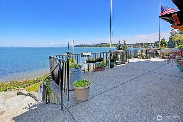 144 Loon Asea Lane, Camano Island, WA 98282