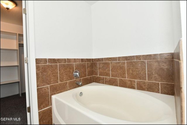 1591 Hartsdale Drive B, El Paso, TX 79928