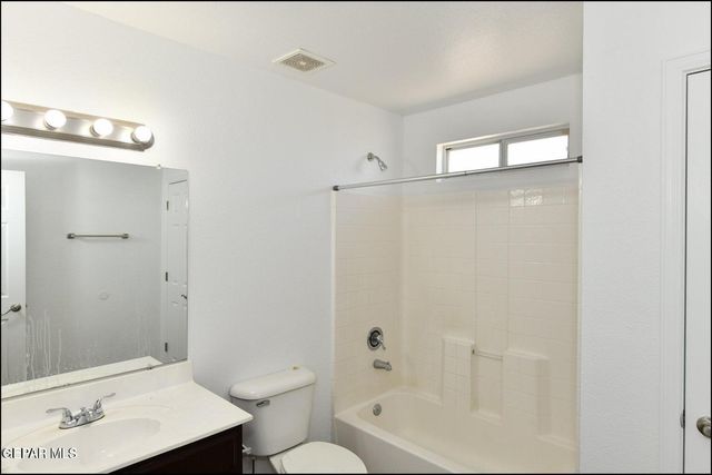 1591 Hartsdale Drive B, El Paso, TX 79928