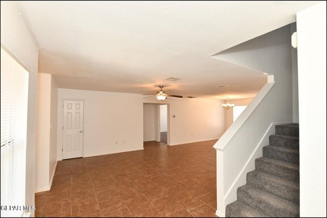 1591 Hartsdale Drive B, El Paso, TX 79928