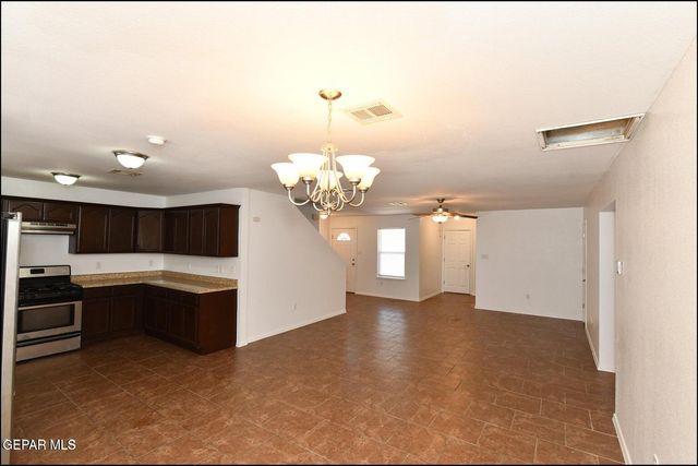 1591 Hartsdale Drive B, El Paso, TX 79928