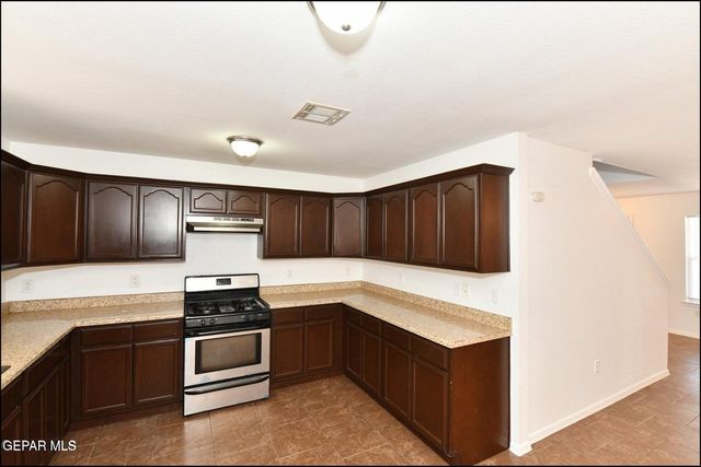 1591 Hartsdale Drive B, El Paso, TX 79928