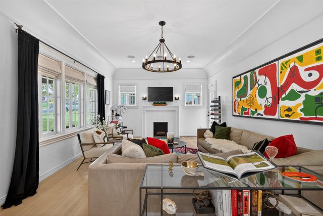 6802 Clayton Avenue, Dallas, TX 75214