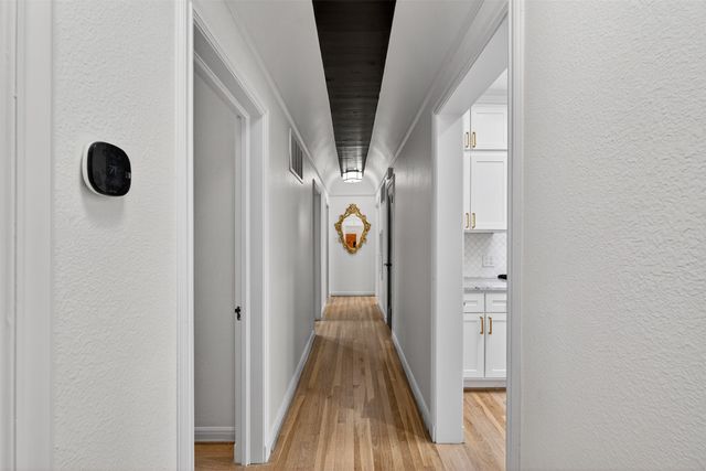 6802 Clayton Avenue, Dallas, TX 75214