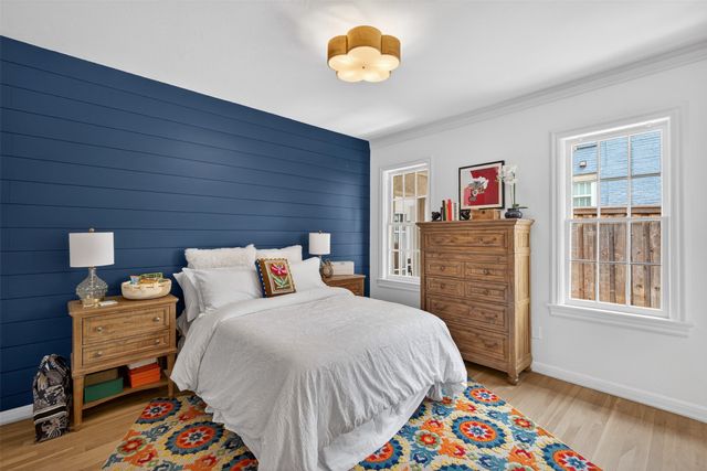 6802 Clayton Avenue, Dallas, TX 75214