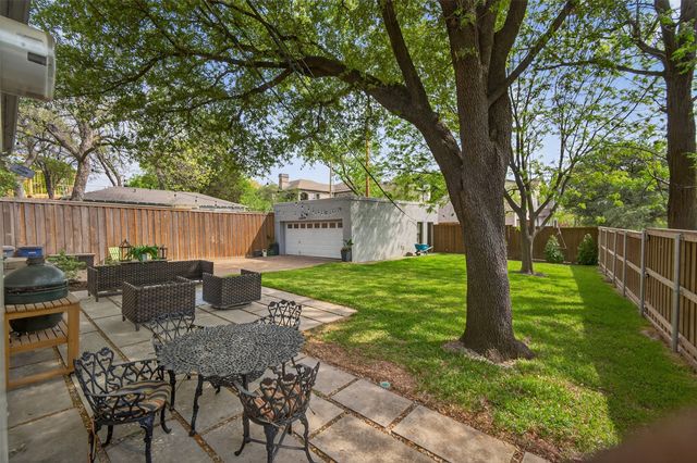 6802 Clayton Avenue, Dallas, TX 75214