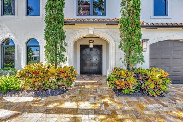 832 SW 34th Avenue, Boynton Beach, FL 33435