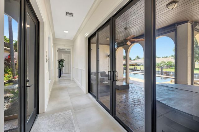 832 SW 34th Avenue, Boynton Beach, FL 33435