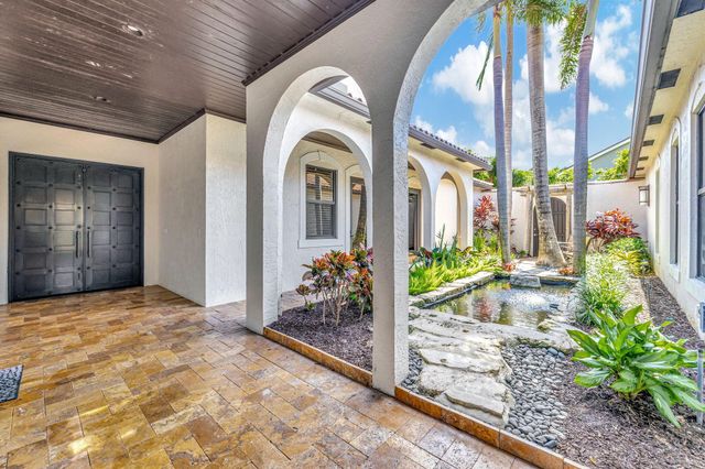 832 SW 34th Avenue, Boynton Beach, FL 33435